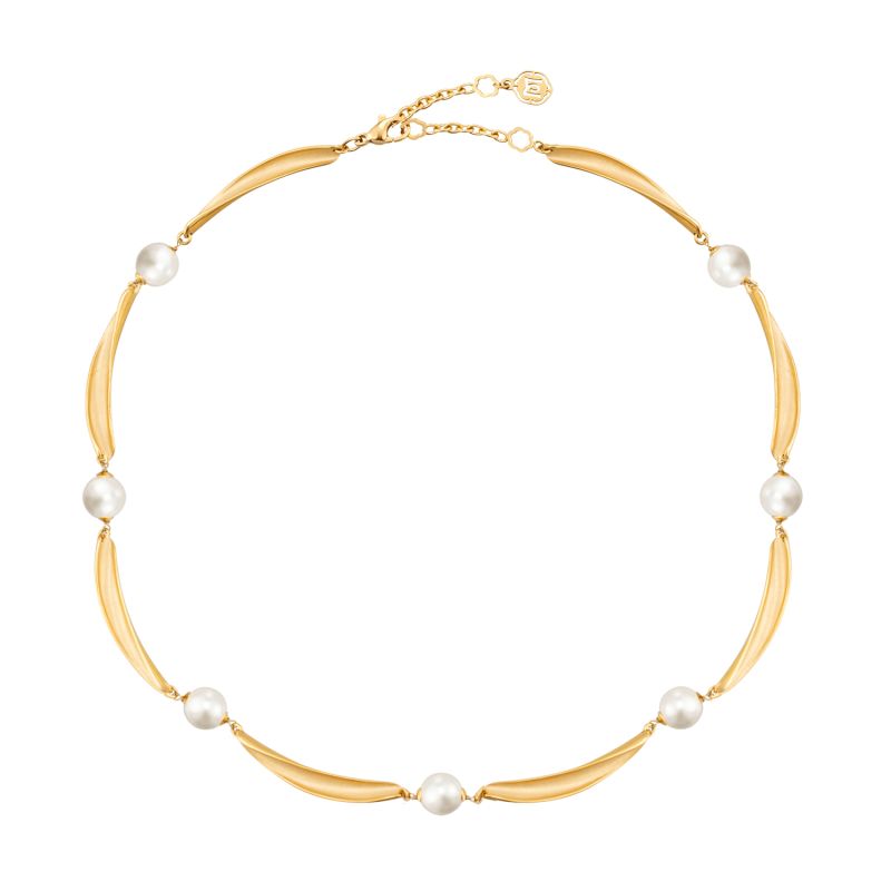 Urban Chic Undulation Pearl Necklace image