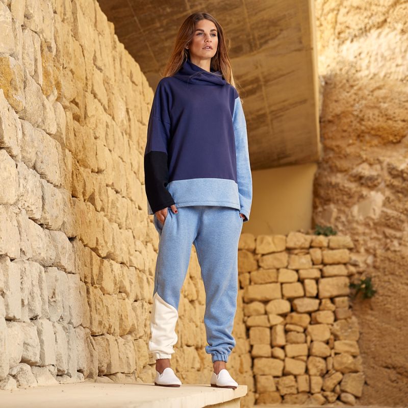 Turtleneck Neptune Jumper Blue In Organic Cotton image