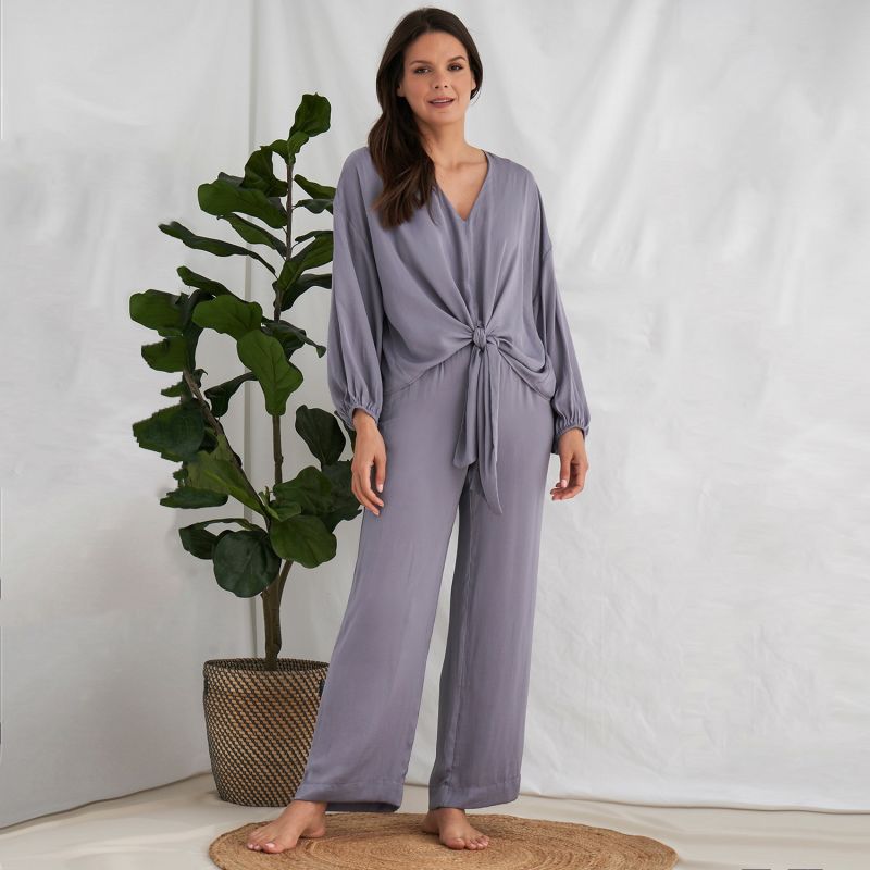 Satin Loungewear Set In Grey image