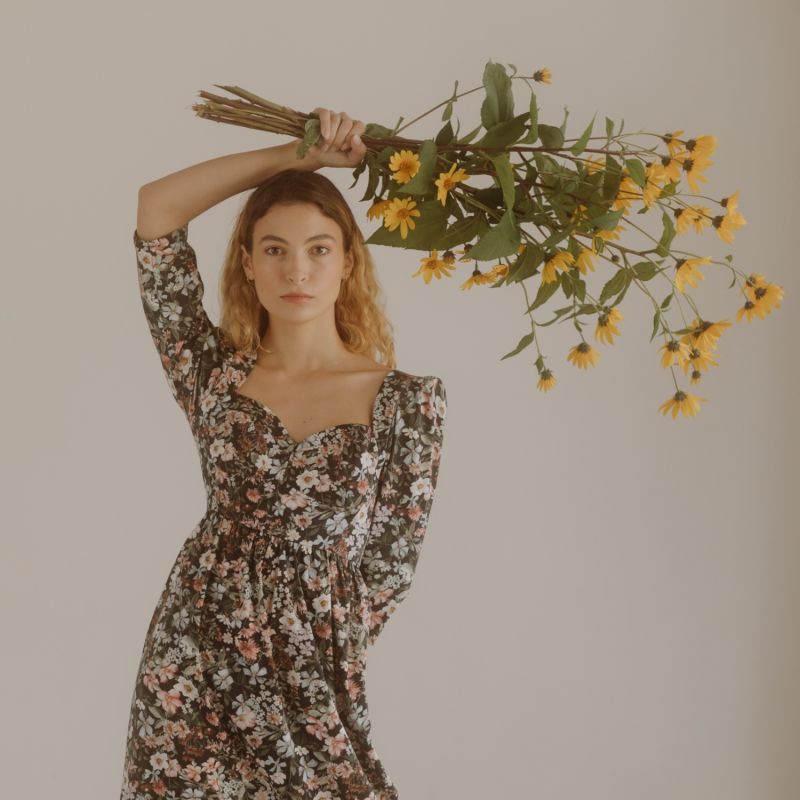 Violet Midi Dress With A Sweetheart Neckline In Black Floral Cotton image