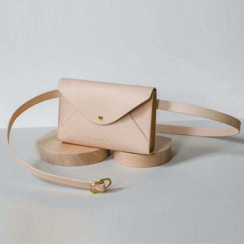 Envelope Belt Bag – Natural image