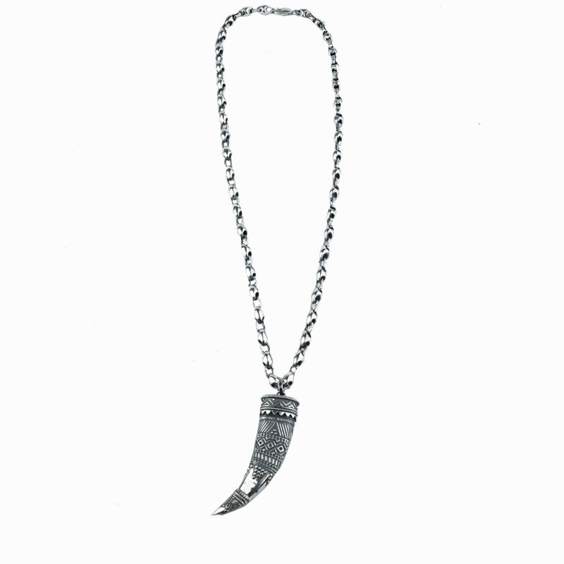Fang Chain Necklace image