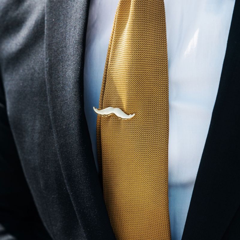 Stached Gold Tie Bar image