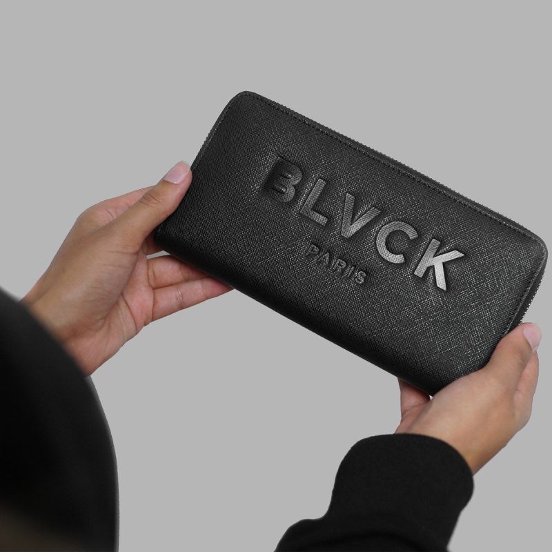 Classic Zipped Wallet image