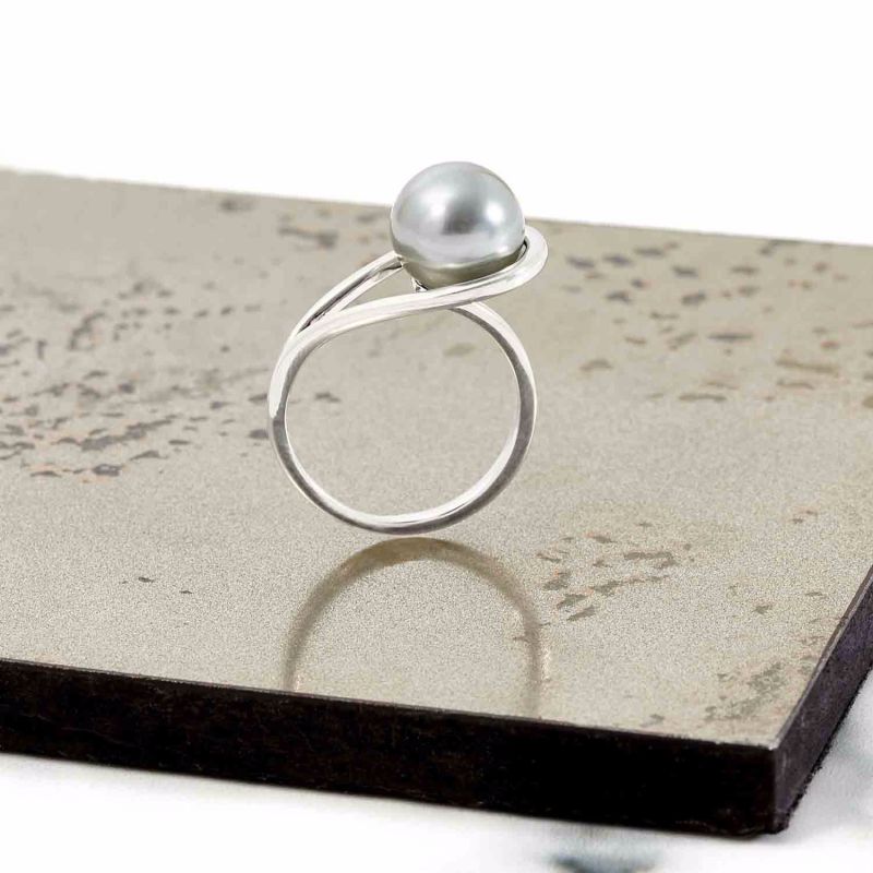 Silver Ring Grey Freshwater Pearl Aurea image