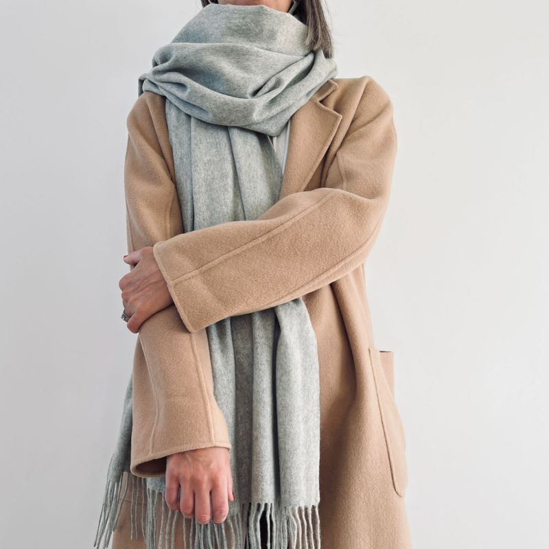 Oversized Cashmere Scarf In Light Grey image