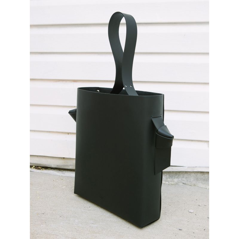 Women’s Minimal Leather Bucket Tote Bag- Black image