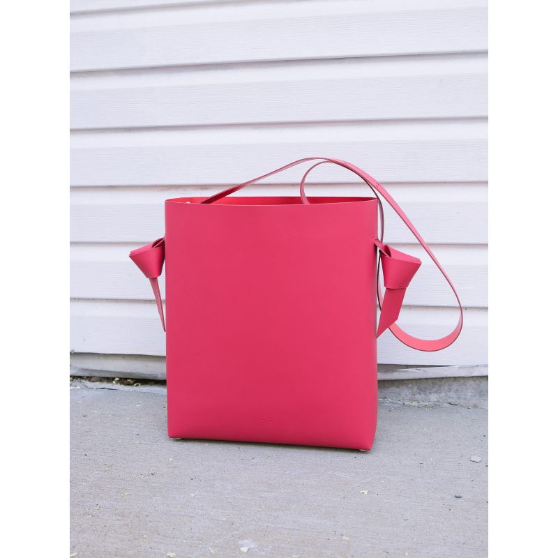 Women’s Minimal Leather Bucket Tote Bag- Raspberry Red image