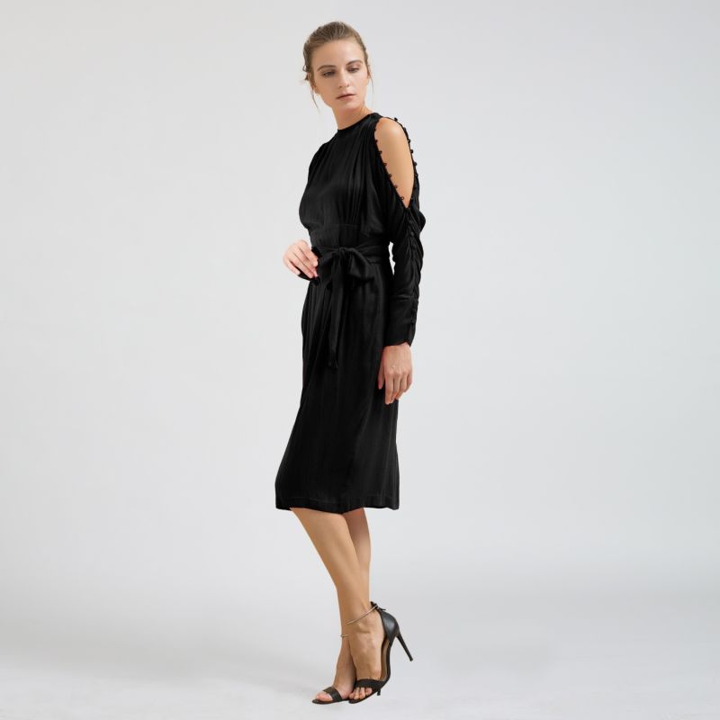 Bat Sleeved Fitted Dress With Off-Shoulders image