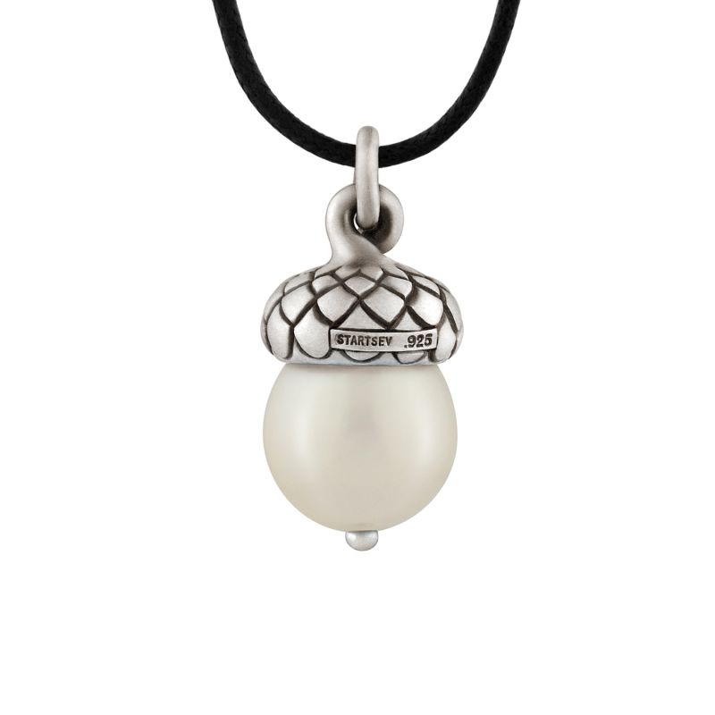 Acorn Pendant With Pearl image