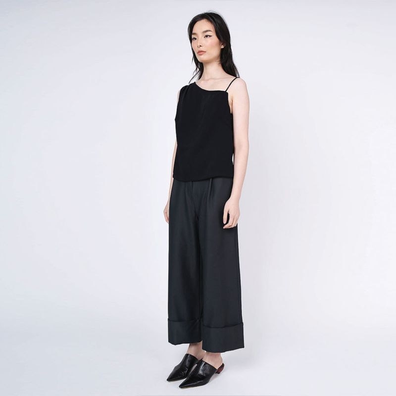 Aoi Asymmetric Neckline Top In Black image