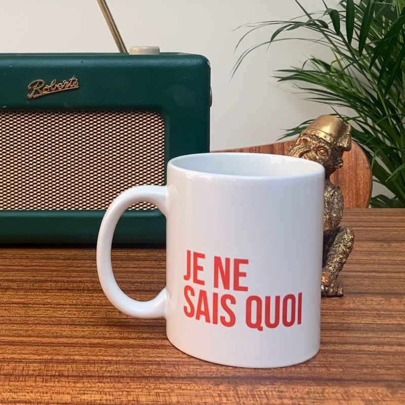 Je Ne Sais Quoi Ceramic Retro Mug image