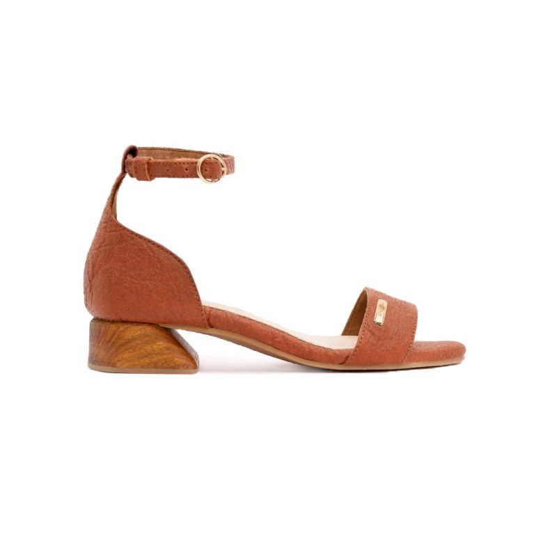 Chicago Ankle Strap Heels In Canela Brown image