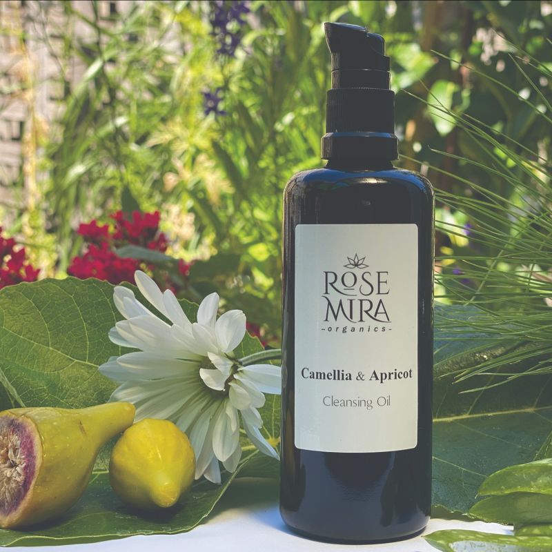 Camellia & Apricot Cleansing Oil For Dry, Mature & Sensitive Skin image