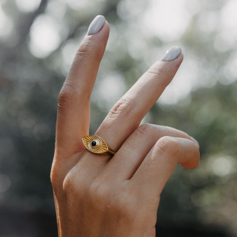 Rays Of Light Eye Ring Gold Black Onyx image