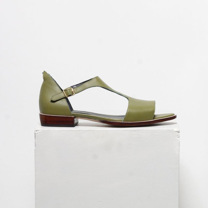 Yoko Pistachio Green Sandals image