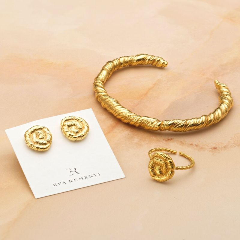 Nautilus Twisted Bracelet Gold image