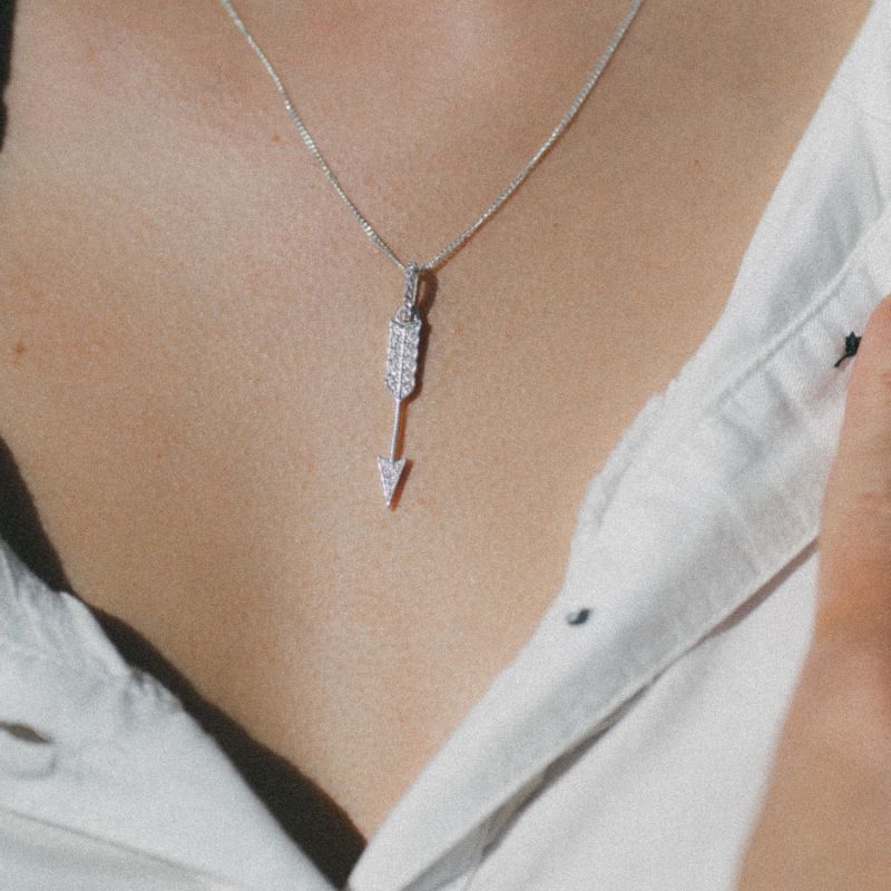Personalized arrow necklace top