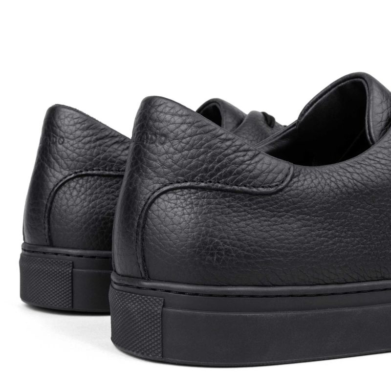 Pebble Leather Sneakers Black Laurent image