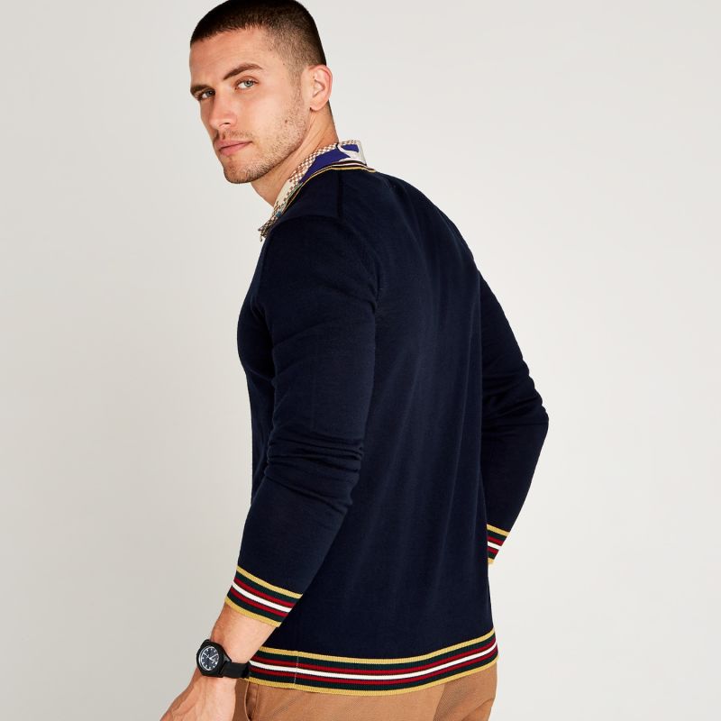 Extrafine Merino The V Navy image