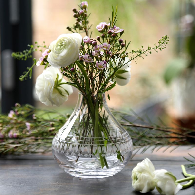 A Hand-Engraved Crystal Vase With Ovals Design image