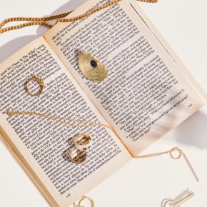 Les Reines designer page