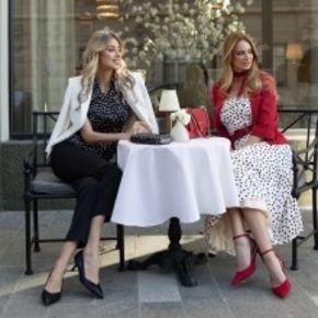 Luna Fashion House designer page