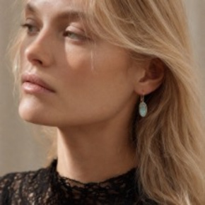 AZUNI London designer page