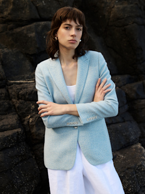 /category/women/clothing/jackets-blazers/