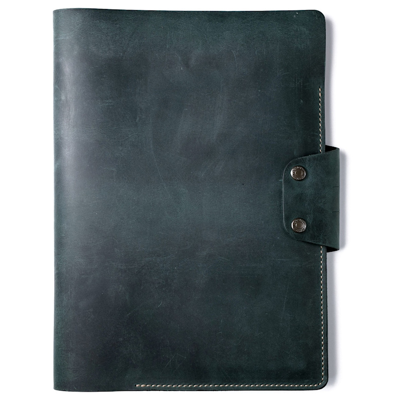 Hemingway A4 Padfolio - Document Organiser - Green | Roarcraft | Wolf ...