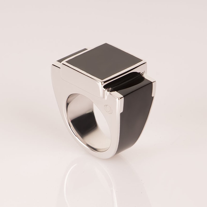Thumbnail of Bague One – Silver Sculptural Ring Unisex image