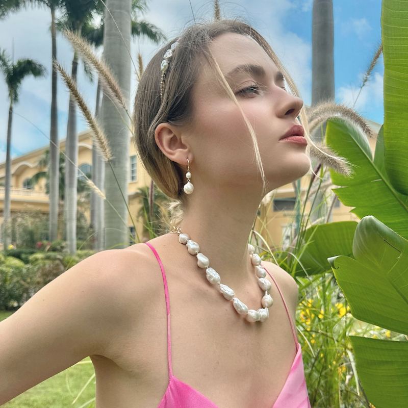 Thumbnail of Baroque Pearls With Chain Chunky Necklace image