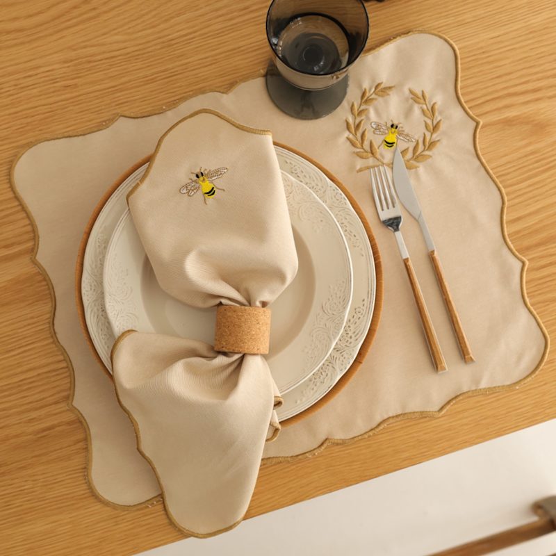 KM Home Collection Bee Embroidery Placemats - Thumbnail 4