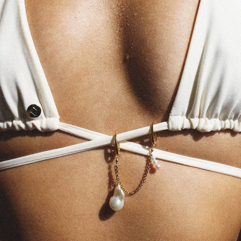 Thumbnail of Bikini Charm - Chandelier Baroque Pearl & Gold image