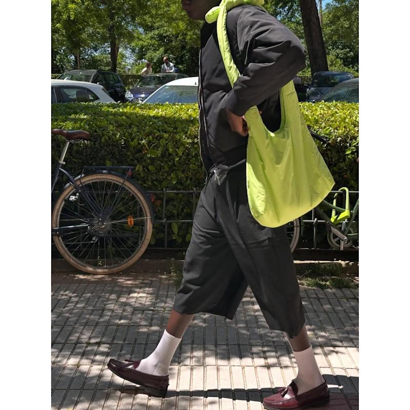 Thumbnail of Biwa Puffy Bag Lime image