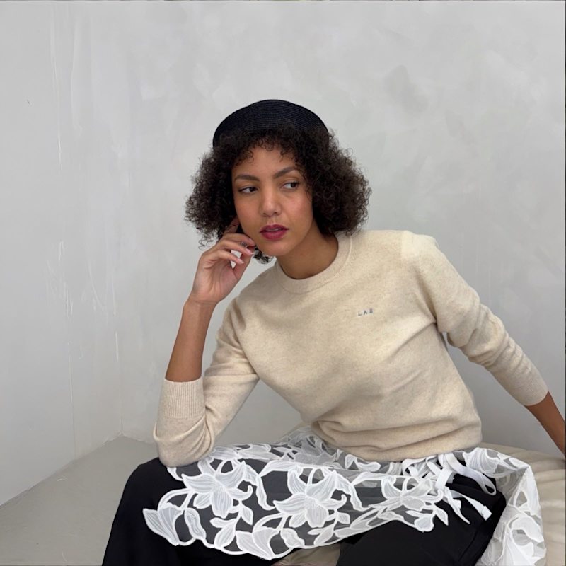 Thumbnail of Black Straw Pillbox Hat image