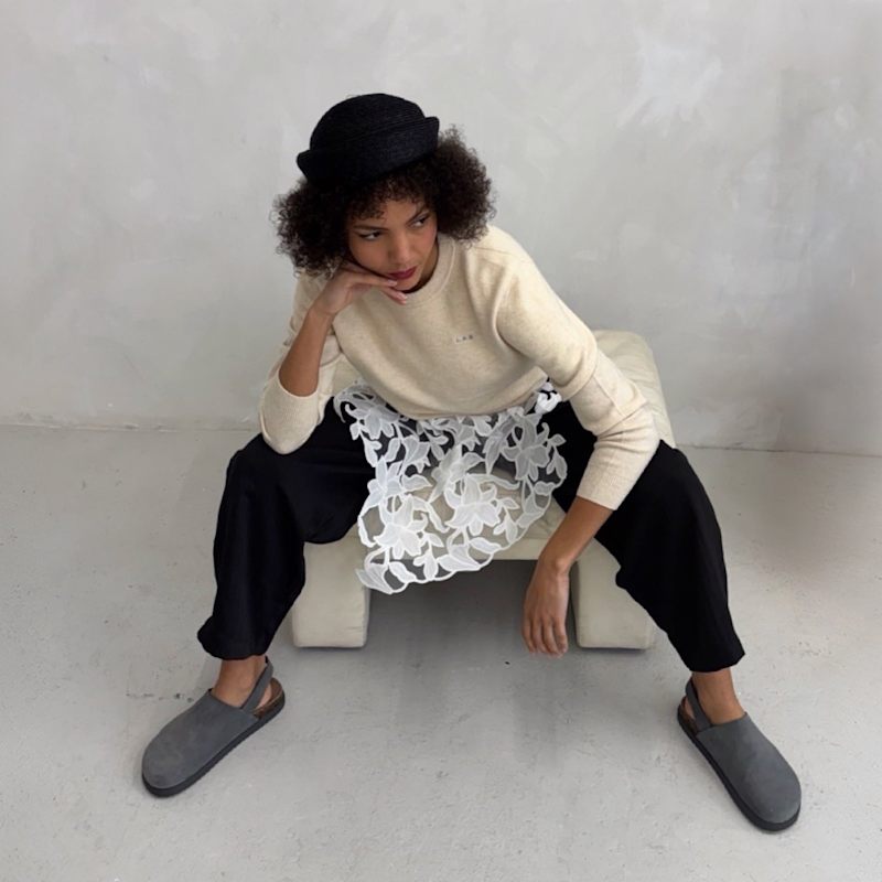 Thumbnail of Black Straw Pillbox Hat image