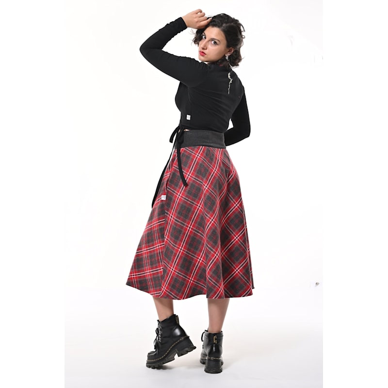 Thumbnail of Bonnie Midi Skirt In Red Tartan image