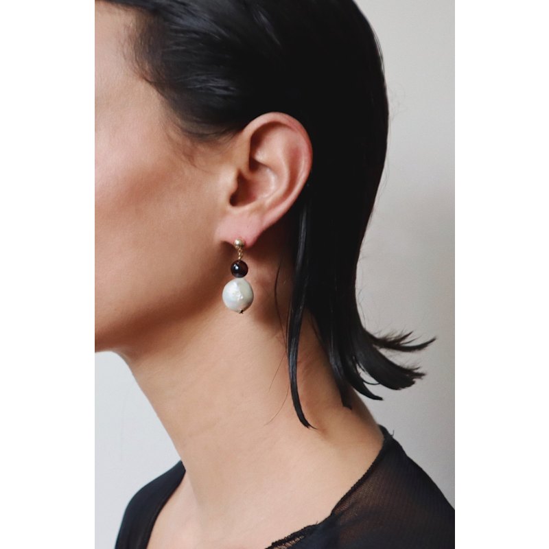 Thumbnail of Bruna Earrings image