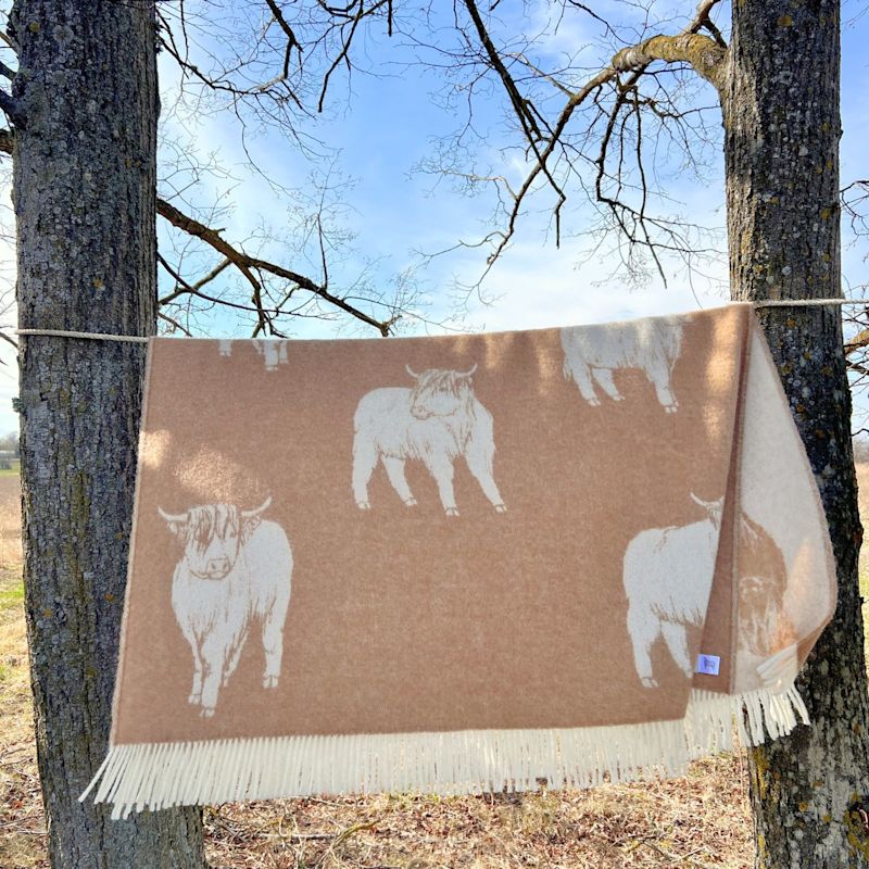Thumbnail of Brown Highland Cow Wool Throw image