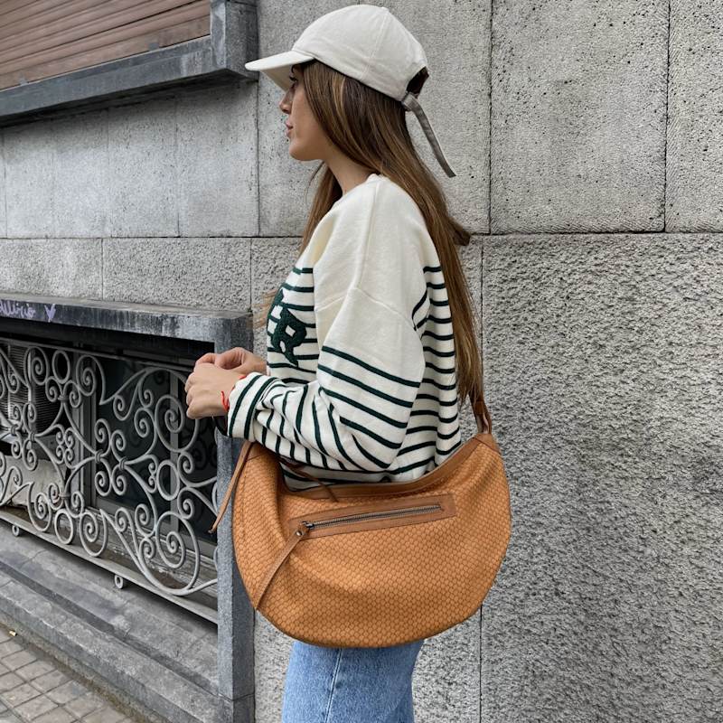 Brown Half Moon Bag. Snake Embossed Leather Large Size | JUAN-JO