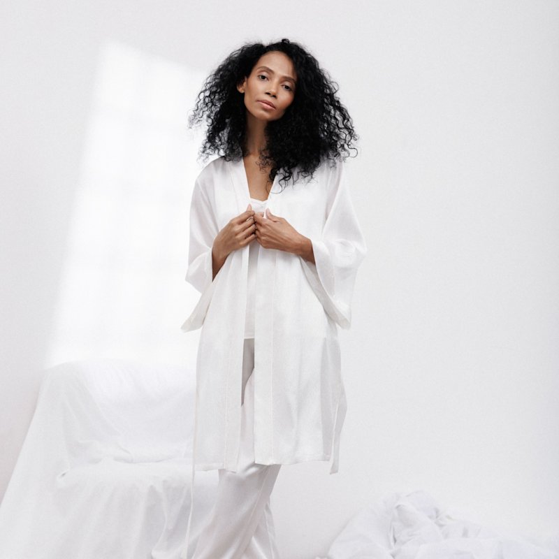 Bubble Silk Short Robe In Off-White | VIMISSIA | Wolf & Badger