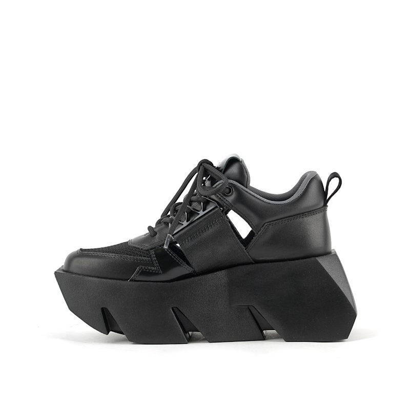 Thumbnail of Bull Sporty - Black image