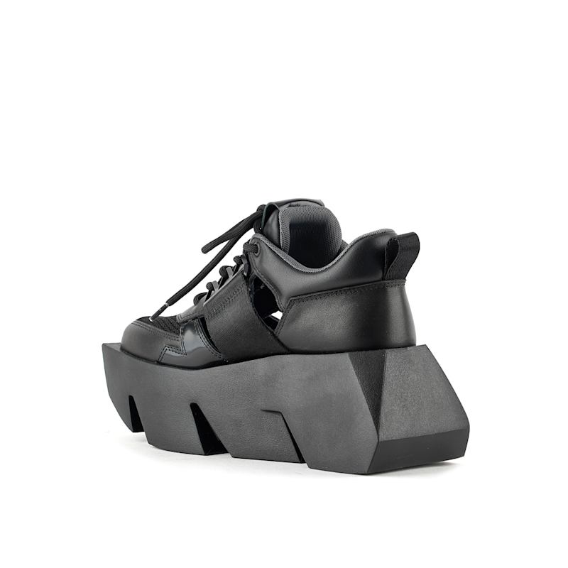 Thumbnail of Bull Sporty - Black image