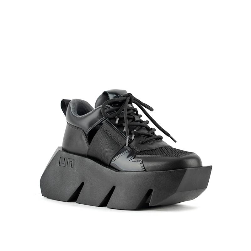 Thumbnail of Bull Sporty - Black image