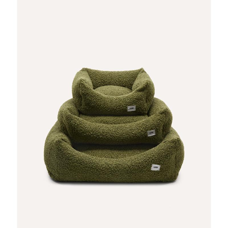 Thumbnail of Green Fleece Dog Bed, Snozy image