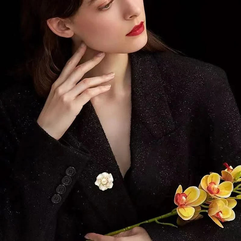 Thumbnail of Camellia Crystal Pearl Brooch image