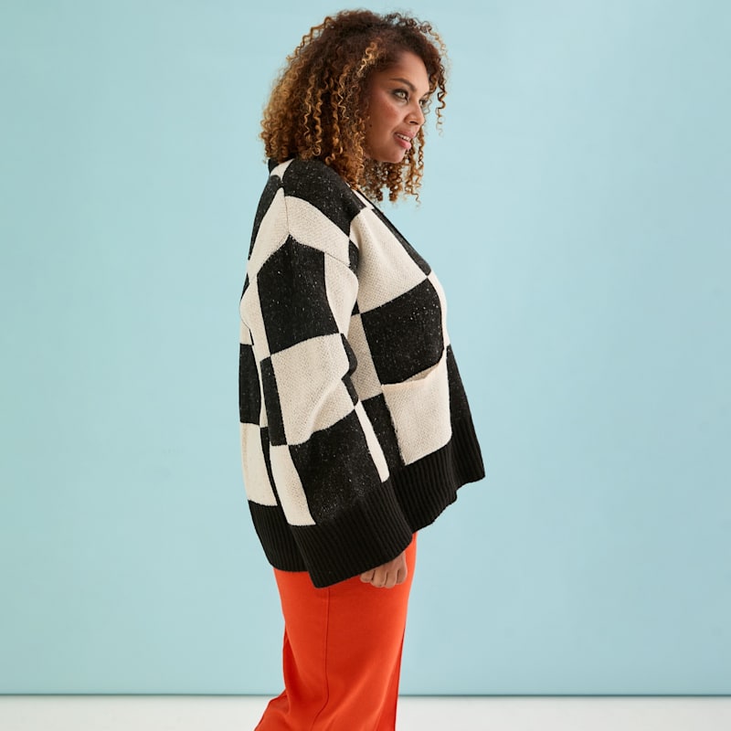 Thumbnail of Candice Checked Oversized Chunky Cardigan - Black & White image