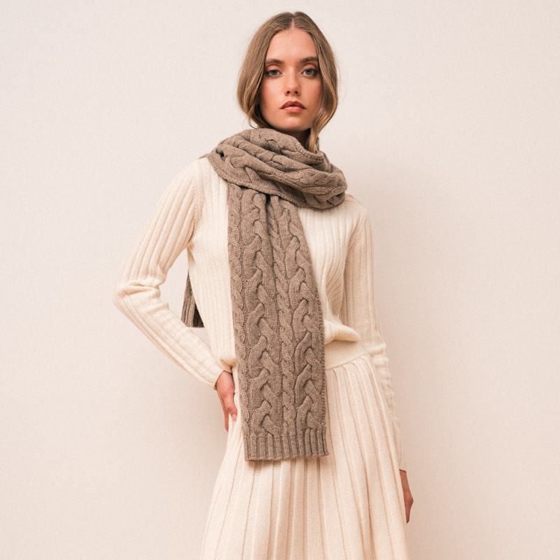 Thumbnail of Cashmere Cable Scarf Organic image