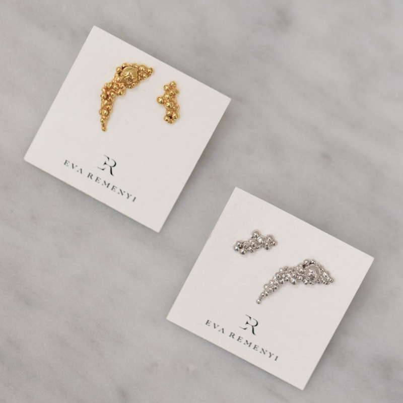 Thumbnail of Céleste Deux Asymmetrical Stud Earrings Gold image